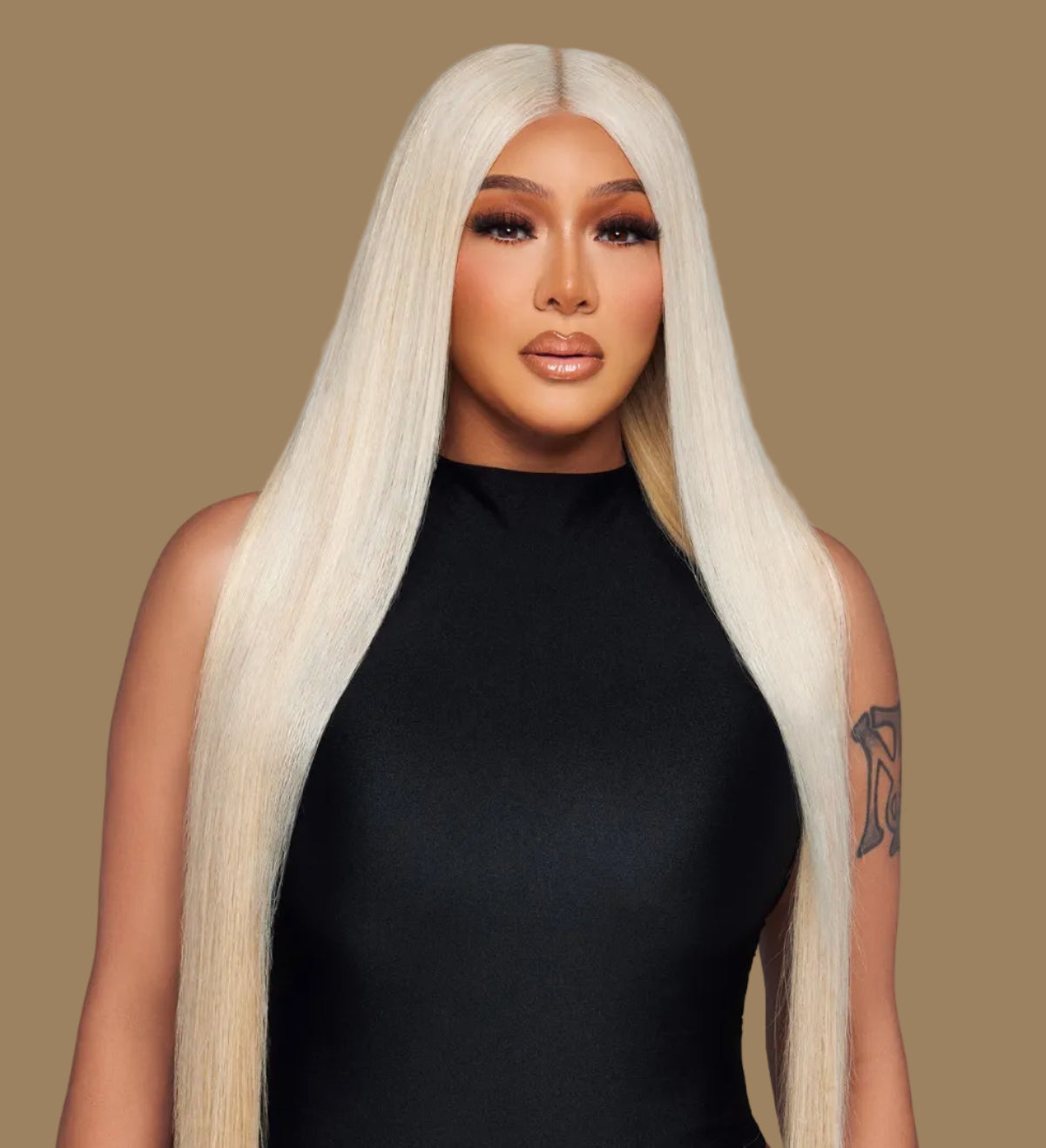 SALE 💞Platinum Blonde Silky Straight Wig 22"-30"
